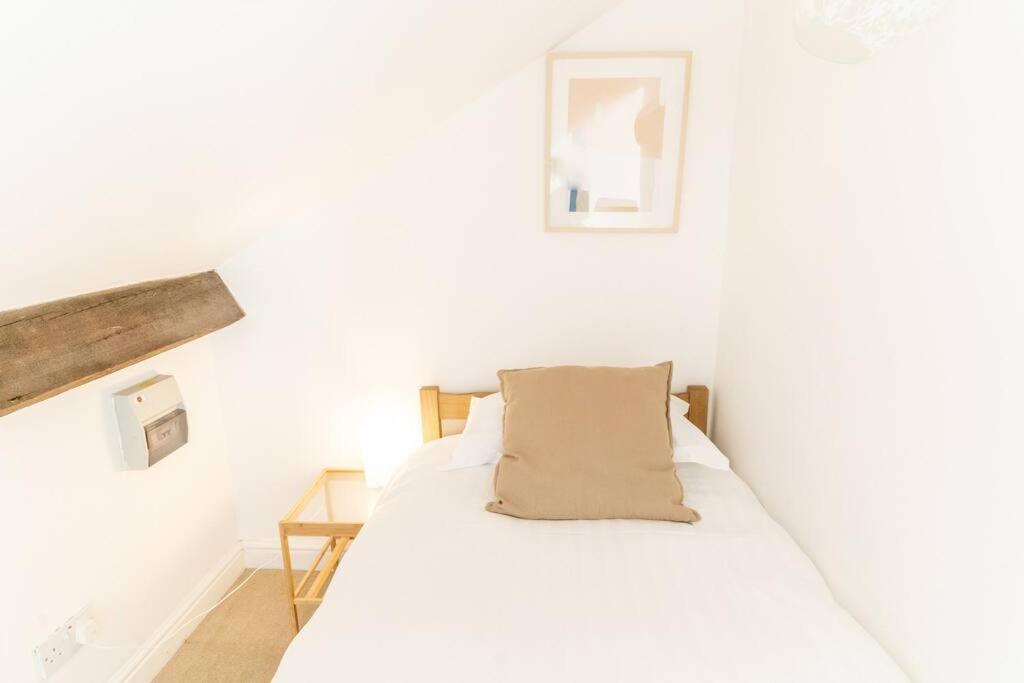 Spacious 3 Bedroom House ヨーク エクステリア 写真